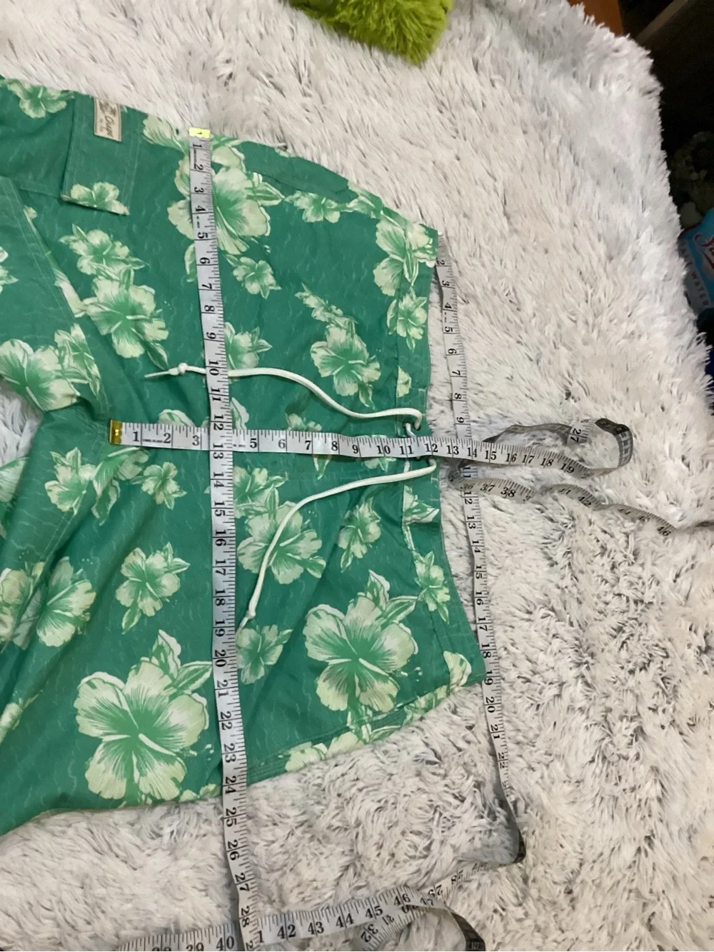 Chaps Men’s XL Green & White Hibiscus Floral Swim Trunks Board Shorts